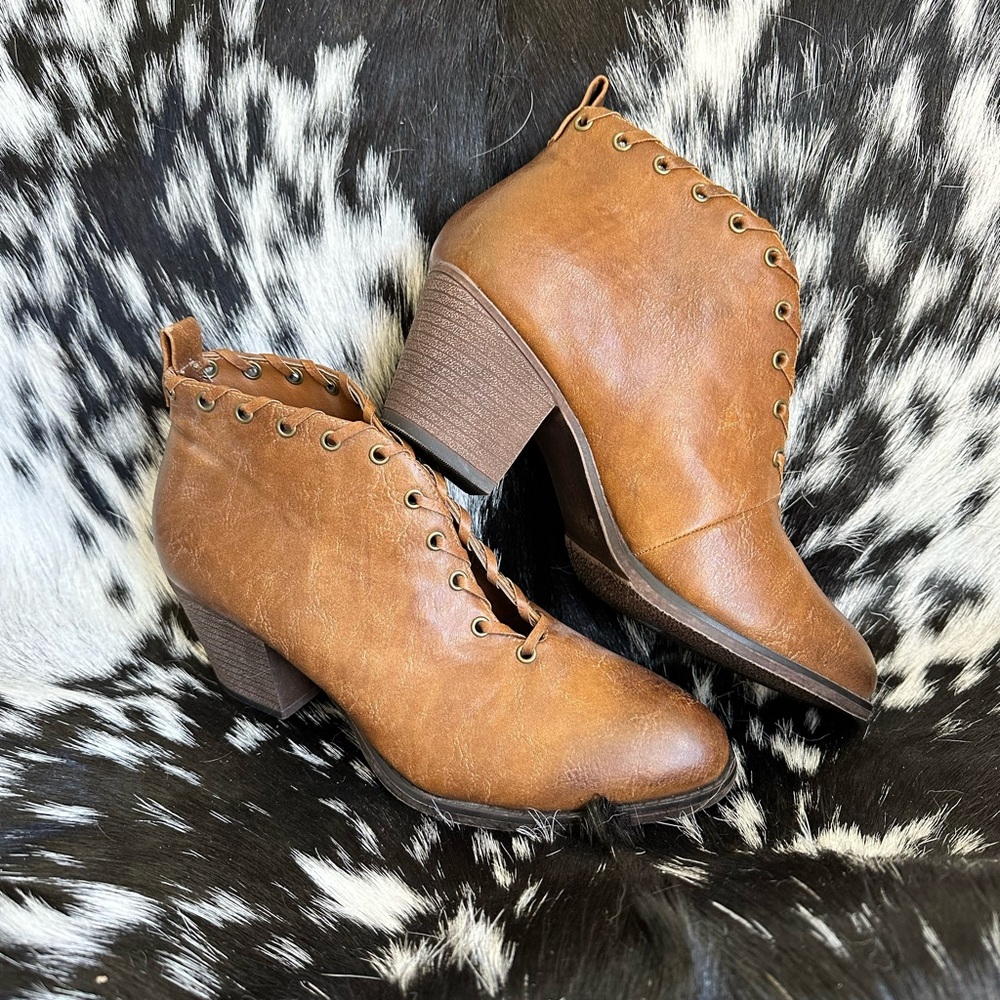 Never worn brown size 10 booties.